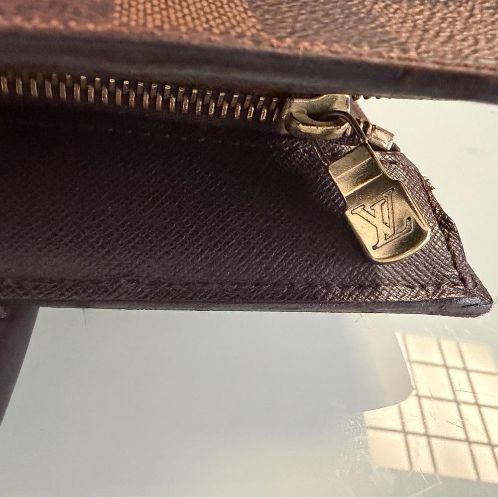 Louis Vuitton LV Hand Bag ,Venice PM Brown Damier. Comes With Dust bag - Picture 10 of 12